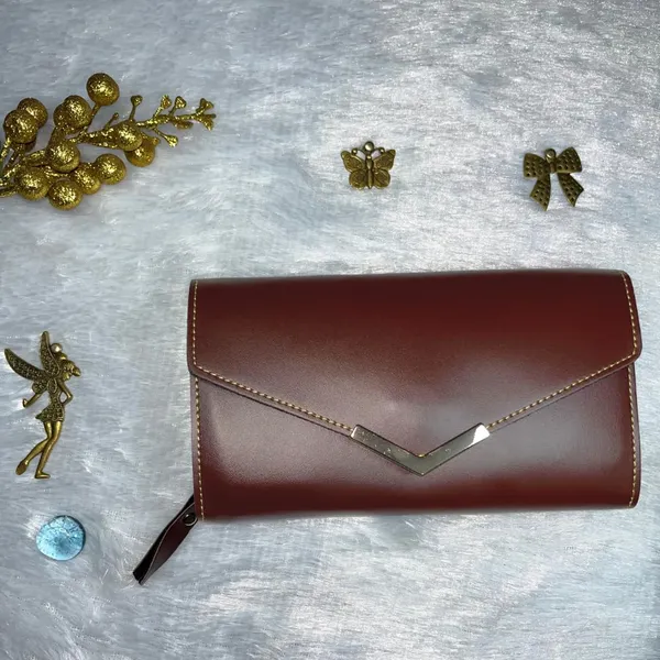 Valentine_Special_Womens_3-Fold_Clutch_Wallet_|_Faux_Leather_Slim_&_Elegant_|_Ideal_for_Gifting_with_Complimentary_Chocolate
