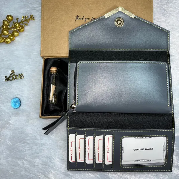 Valentine_Special_Womens_3-Fold_Clutch_Wallet_|_Faux_Leather_Slim_&_Elegant_|_Ideal_for_Gifting_with_Complimentary_Chocolate