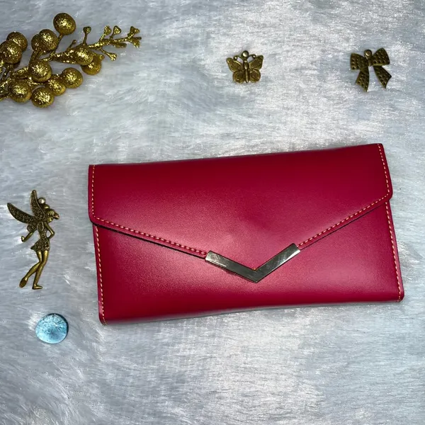 Valentine_Special_Womens_3-Fold_Clutch_Wallet_|_Faux_Leather_Slim_&_Elegant_|_Ideal_for_Gifting_with_Complimentary_Chocolate