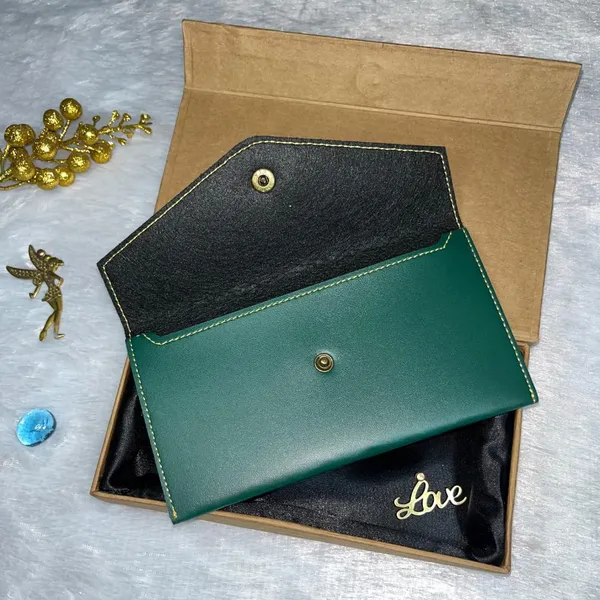Valentine_Special_Minimal_Womens_Clutch_Wallet_|_Faux_Leather_|_Slim_&_Lightweight_|_Holds_Cards_&_Cash_|_Ideal_for_Gifting_with_Complimentary_Chocolate