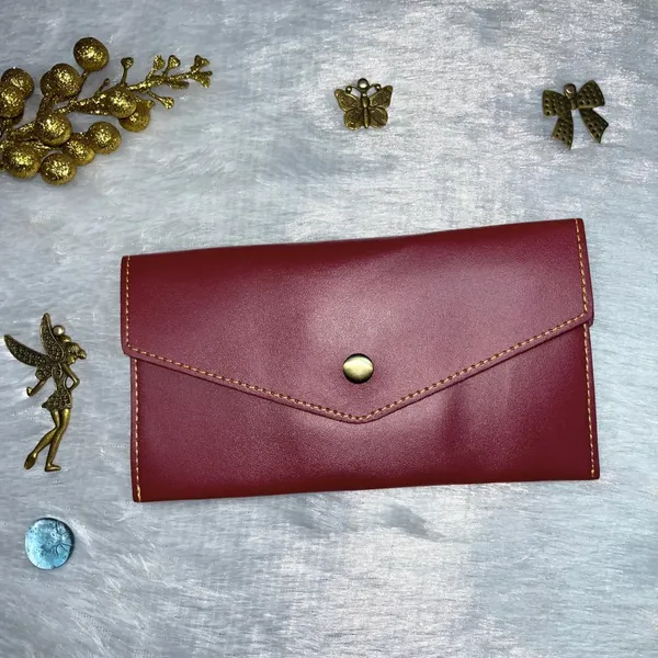 Valentine_Special_Minimal_Women's_Clutch_Wallet_|_Faux_Leather_|_Slim_&_Lightweight_|_Holds_Cards_&_Cash_|_Ideal_for_Gifting_with_Complimentary_Chocolate