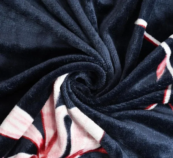 Blue_Warm_Double_Bed_Woollen_&_Velvet_Fitted_Bedsheet