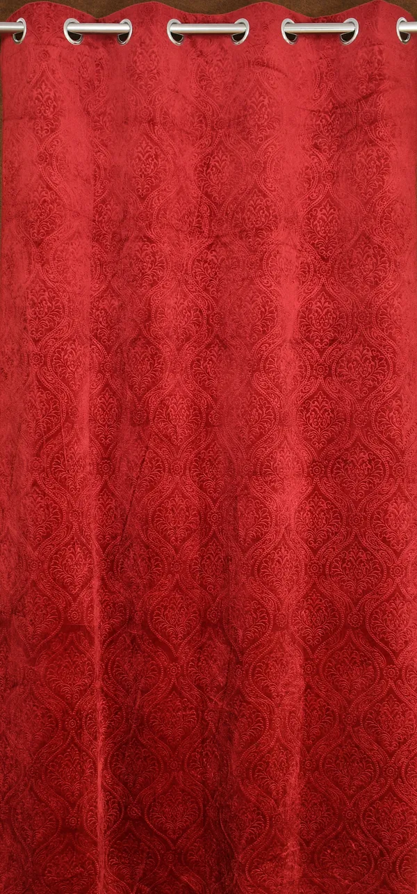 Eyelet_Maroon_Punch_Velvet_Blackout_curtains_(4_x5_Feet)_Pack_of_2