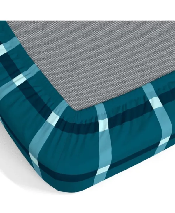 Green_210_Tc_Glace_Cotton_Self_Design_Fitted_(Elastic)_Bedsheet_(Pack_Of_1)