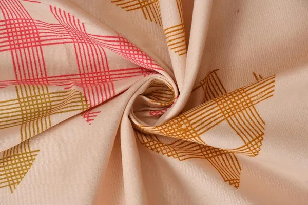 Peach_210_Tc_Glace_Cotton_Self_Design_Fitted_(Elastic)_Bedsheet_(Pack_Of_1)