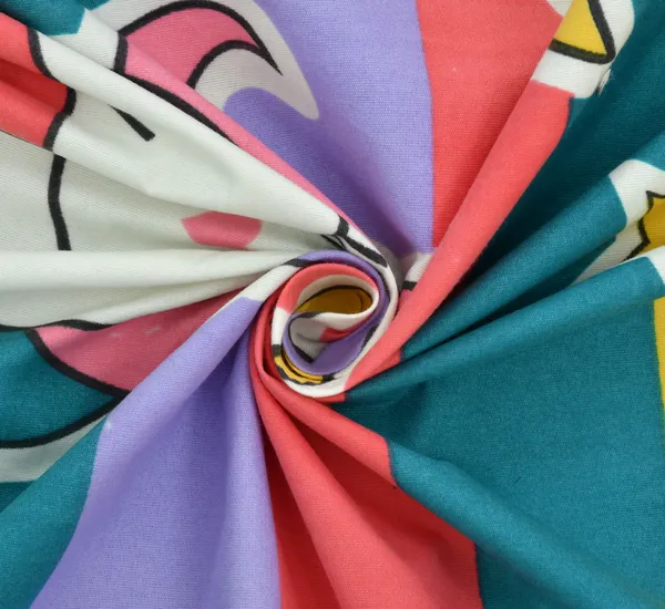 King_Flat_230_TC_Floral_Bedsheet__(Pack_of_1,_Multicolour_(1_Bedsheet_+_2_Pillow_Covers_+_2_Cushion_Cover_with_filler)