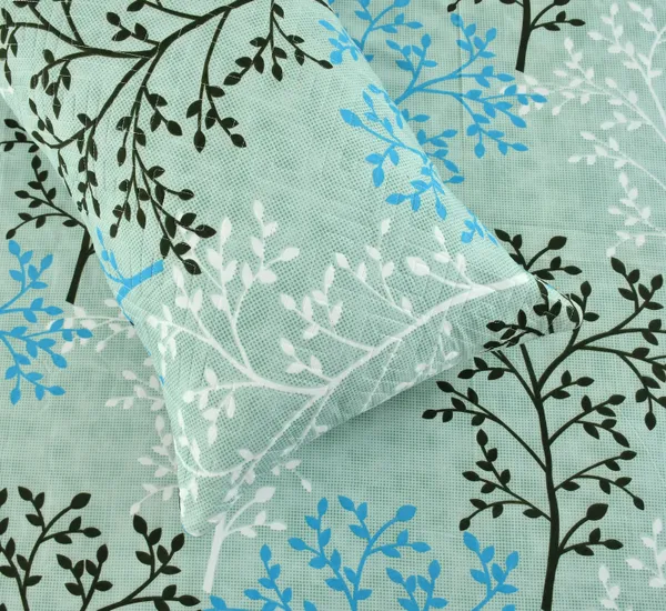 King_Flat_230_TC_Floral_Bedsheet__(Pack_of_1,_Green_(1_Bedsheet_+_2_Pillow_Covers_+_2_Cushion_Cover_with_filler)
