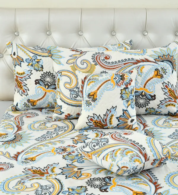 King_Flat_230_TC_Floral_Bedsheet__(Pack_of_1,_Multicolour_(1_Bedsheet_+_2_Pillow_Covers_+_2_Cushion_Cover_with_filler)