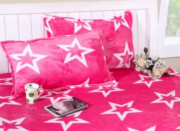 Pink_Warm_Double_Bed_Woollen_&_Velvet_Fitted_Bedsheet