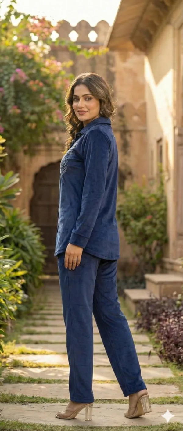 Twilight_Blue(NAVY_BLUE)_Valvet_HANDWORK_COORD_SET