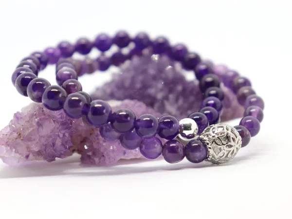 Amethyst_Certified_Bracelet_|_Reduces_Stress,_Anger_&_Chakra_Healing_|_Astrologically_Made