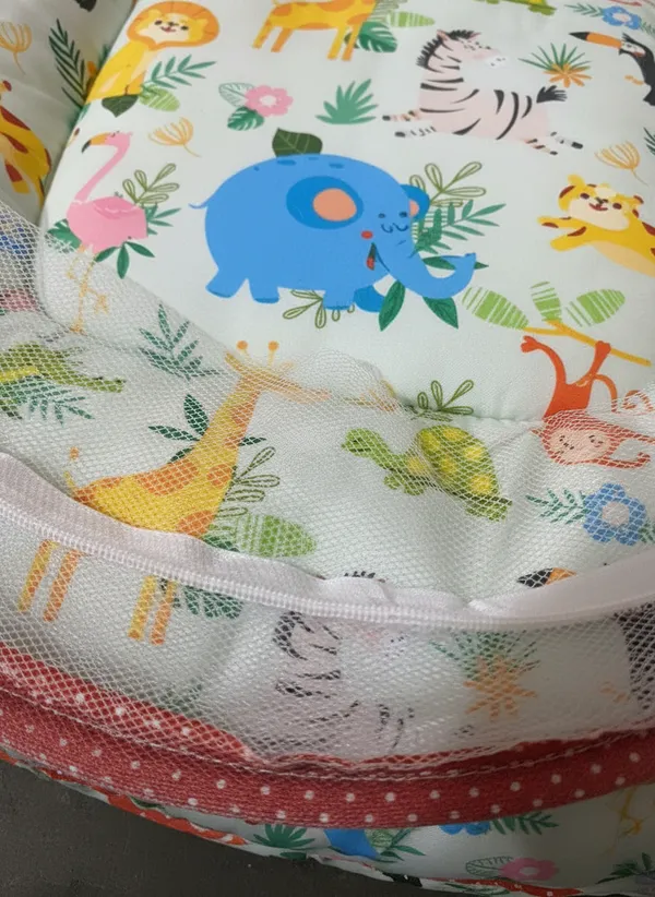 Multicolor_Mosquito_Net_Tent_Mattress_Set_With_Neck_Pillow_Jungle_Print