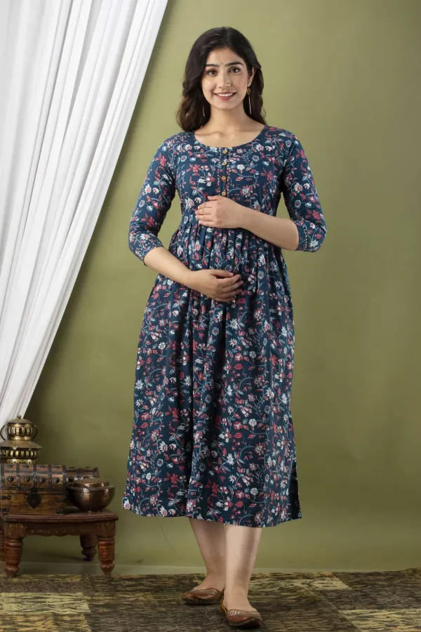 Maroon_Pure_Cotton_Floral_Print_Casual_Regular_Fit_Round_Neck_Anarkali_Gown_For_Women