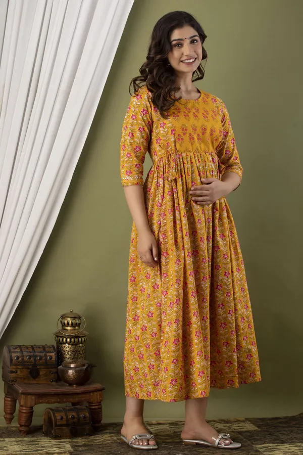 Yellow_Pure_Cotton_Floral_Print_Casual_Regular_Fit_Round_Neck_Anarkali_Gown_For_Women