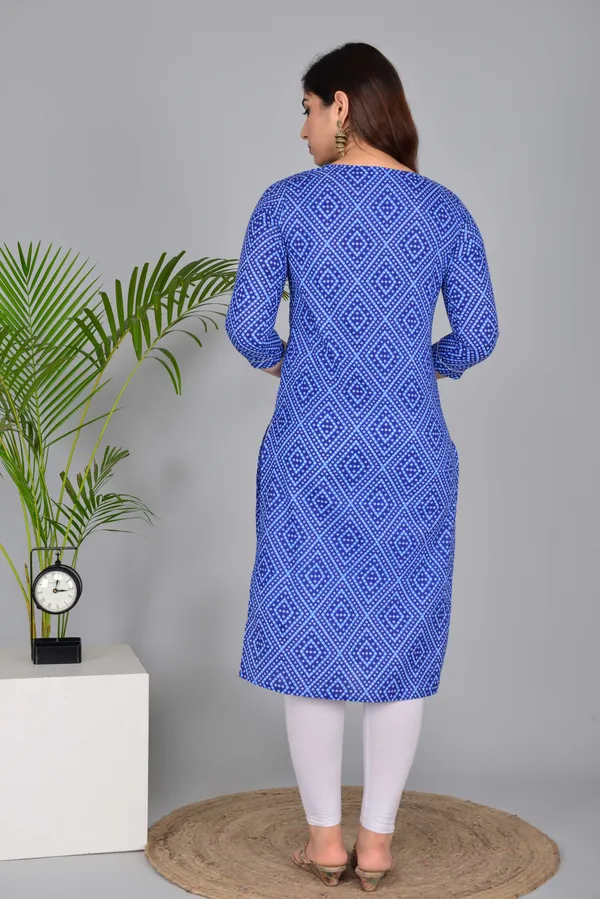 Blue_Pure_Cotton_Floral_Print_Casual_Regular_Fit_Round_Neck_Ethnic_Straight_Kurta_For_Women