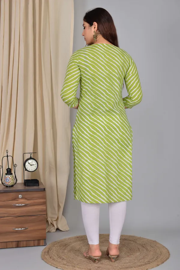 Green_Pure_Cotton_Floral_Print_Casual_Regular_Fit_Round_Neck_Ethnic_Straight_Kurta_For_Women