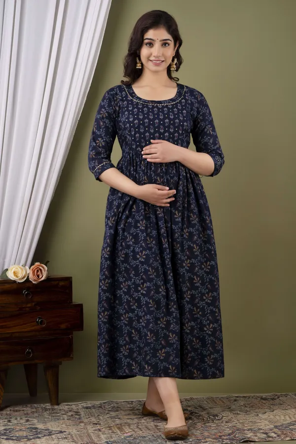 Light_Green_Pure_Cotton_Floral_Print_Casual_Regular_Fit_Round_Neck_Maternity_Anarkali_Gown_For_Women