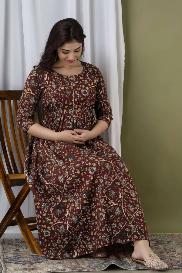 Maroon_Cotton_Blend_Floral_Print_Casual_Regular_Fit_Round_Neck_Maternity_Anarkali_Gown_For_Women