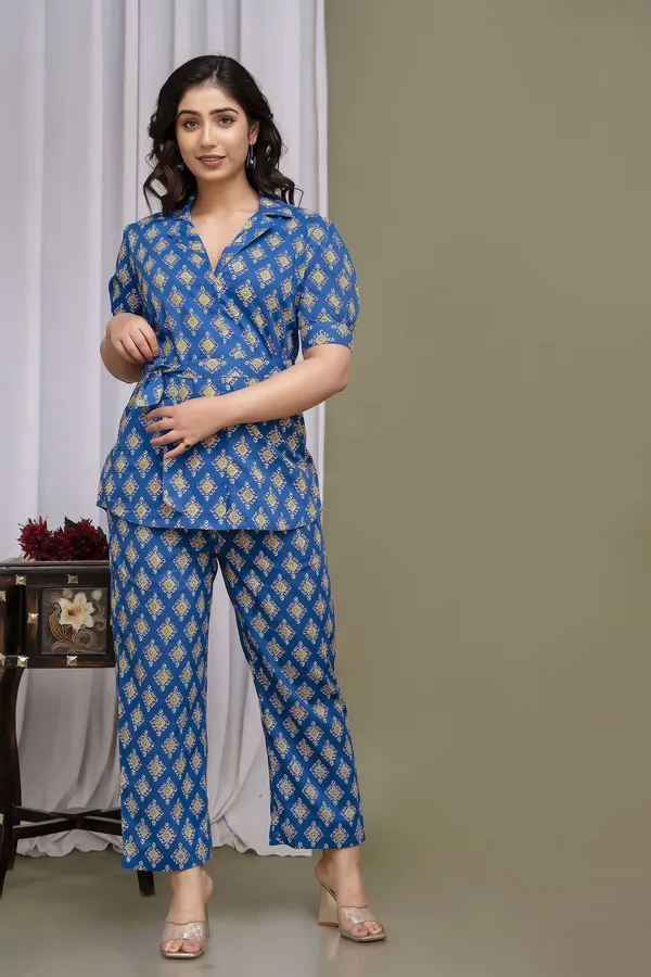 Blue_Pure_Cotton_Printed_Casual_Regular_Fit_Half_Sleeve_V-Neck_Co-Ord_Set_For_Women