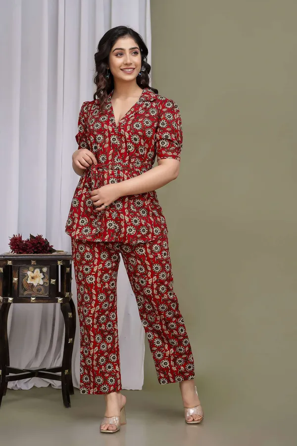 Maroon_Pure_Cotton_Printed_Casual_Regular_Fit_Half_Sleeve_V-Neck_Co-Ord_Set_For_Women