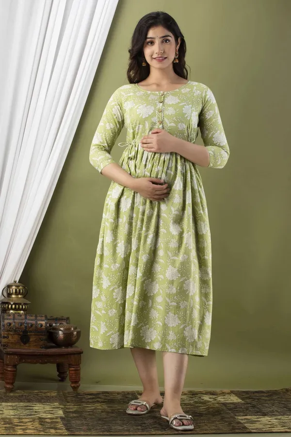 Light_Green_Cotton_Blend_Floral_Print_Casual_Regular_Fit_Round_Neck_Ethnic_Anarkali_Gown_For_Women