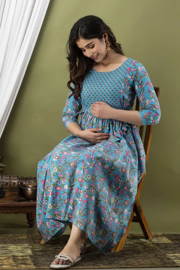 Blue_Pure_Cotton_Floral_Print_Casual_Regular_Fit_Round_Neck_Maternity_A-Line_Kurta_For_Women