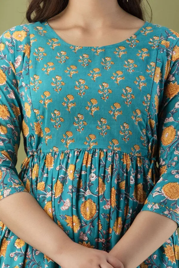 Green_Pure_Cotton_Floral_Print_Casual_Regular_Fit_Round_Neck_Maternity_A-Line_Kurta_For_Women