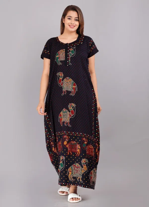 Black_Cotton_Printed_Regular_Fit_Nighty_For_Women
