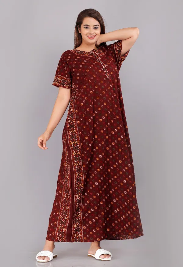 Maroon_Cotton_Printed_Regular_Fit_Nighty_For_Women