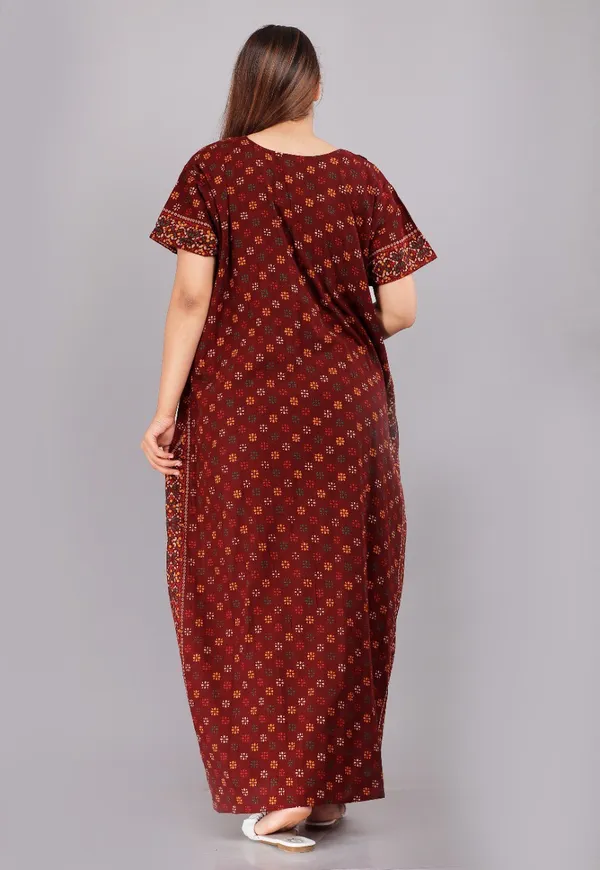 Maroon_Cotton_Printed_Regular_Fit_Nighty_For_Women
