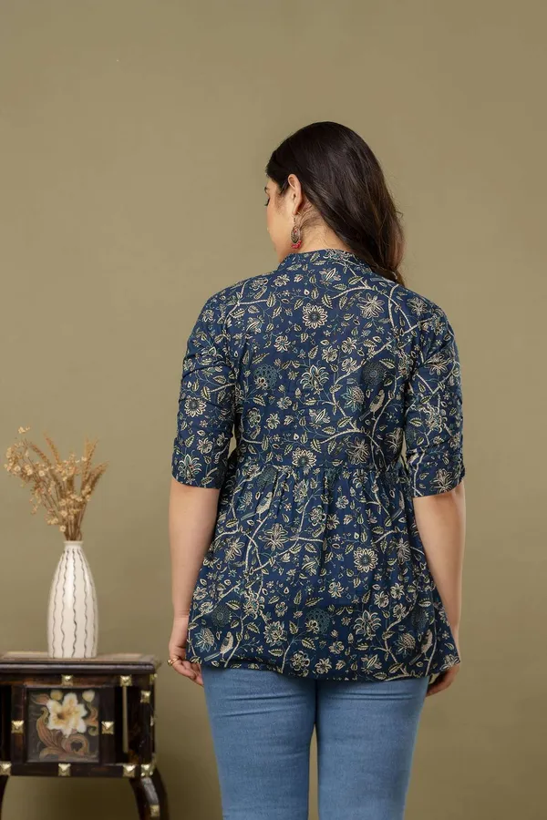 Light_Blue_Pure_Cotton_Printed_Mandarin_Collar_Regular_Fit_Top_For_Women