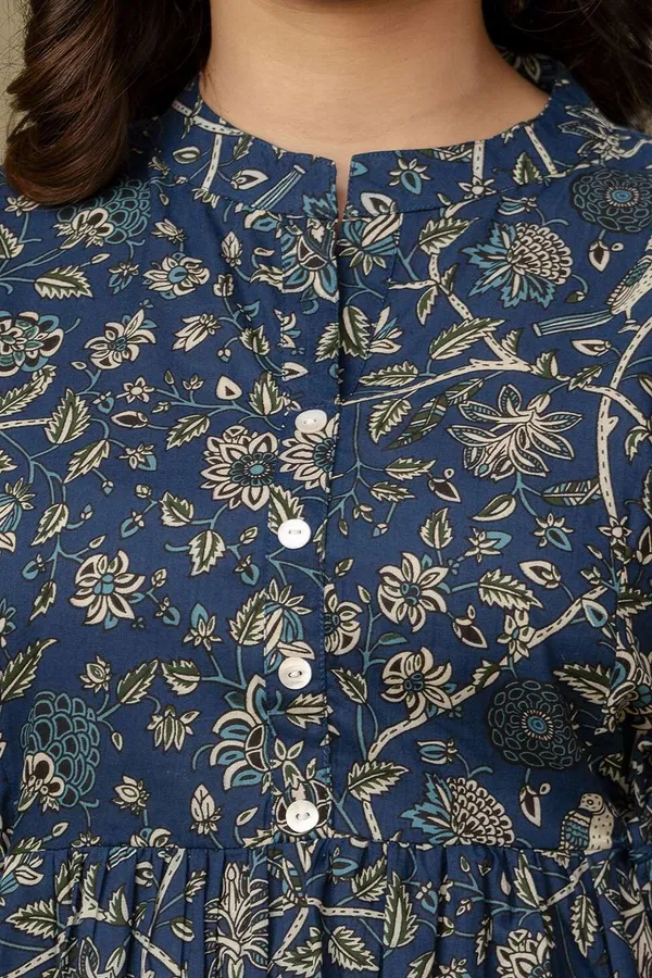 Light_Blue_Pure_Cotton_Printed_Mandarin_Collar_Regular_Fit_Top_For_Women