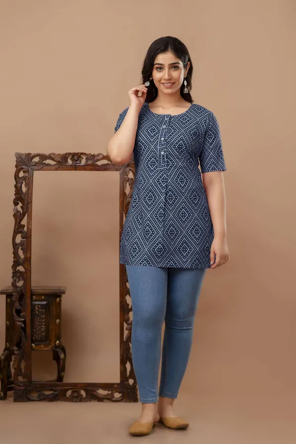 Light_Blue_Pure_Cotton_Floral_Print_Round_Neck_Regular_Fit_Top_For_Women