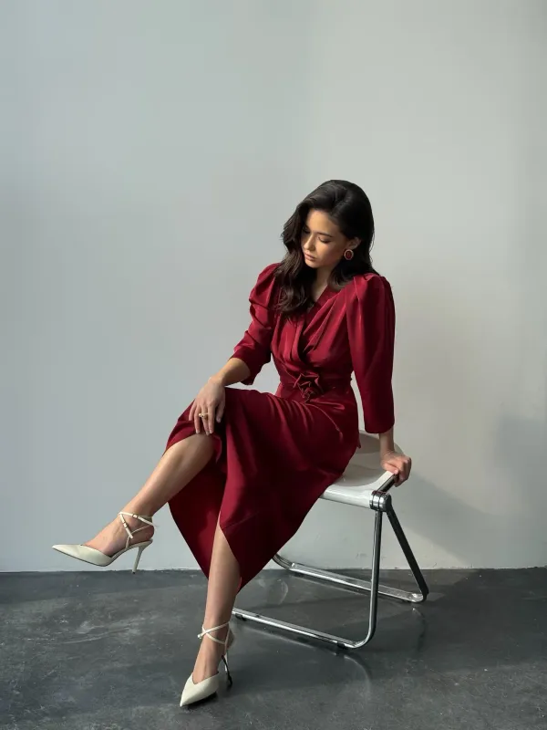 Red_Exquisite_Silk_Suit_Blouse_&_Midi_Skirt_Set