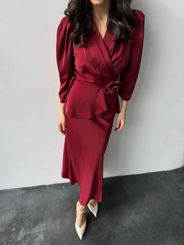 Red_Exquisite_Silk_Suit_Blouse_&_Midi_Skirt_Set
