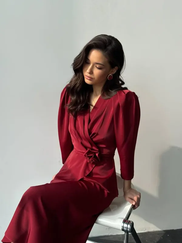 Red_Exquisite_Silk_Suit_Blouse_&_Midi_Skirt_Set