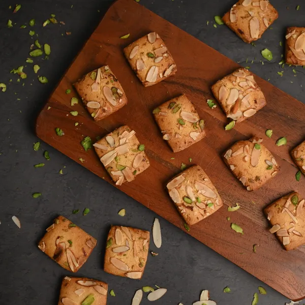 Pack_Of_1_Badam_Pista__Cookies_(250G)