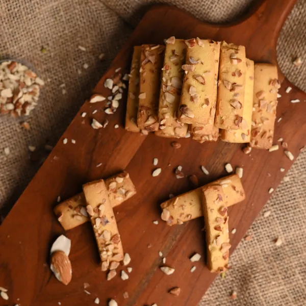 Pack_Of_1_Almond_Cookies_(250G)
