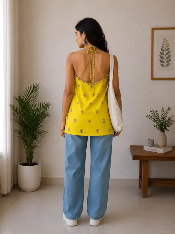 Short_Halter_Neck_Kurti