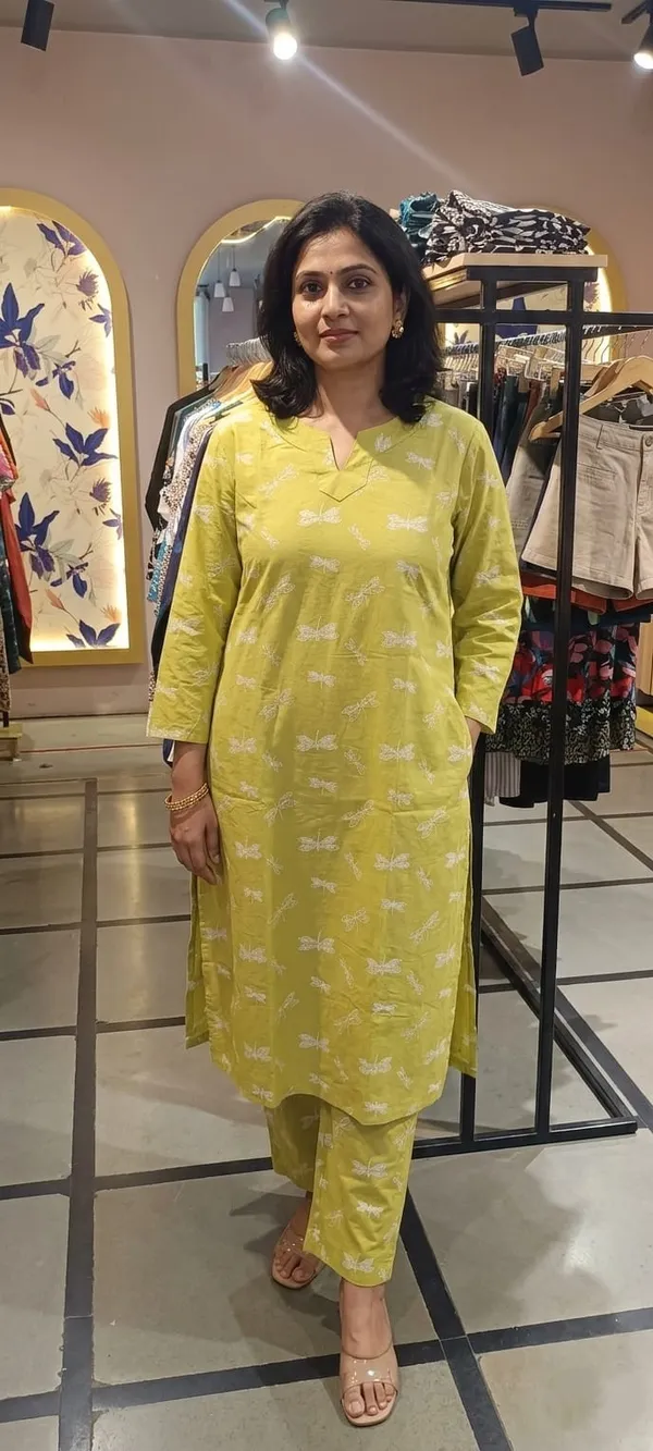 Yellow_Printed_Kurta_Set_with_Matching_Pants_-_Traditional_Ethnic_Wear