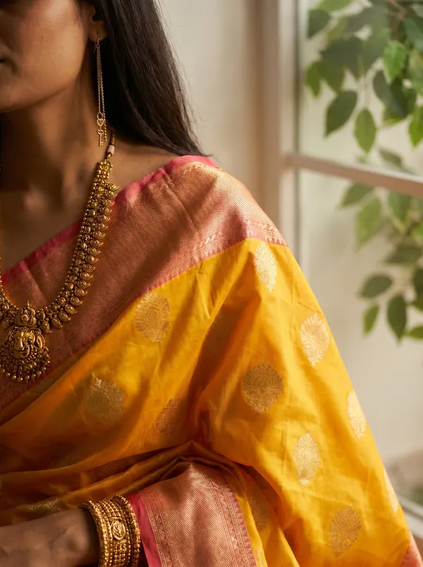 Women's_Kanjivaram_Banarasi_Silk_Saree_With_Blouse||Saree_For_Women||Designer_Saree||Traditional_Saree||Trending_Saree_With_Blouse||soft_silk_sarees||sari
