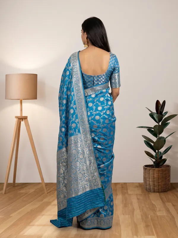 Women’s_Pure_Zari_Kanjivaram_Banarasi_Silk_Saree_with_Blouse_|_Designer_&_Traditional_Saree
