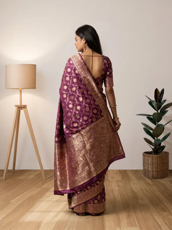 Women’s_Pure_Zari_Silk_Kanjivaram_Banarasi_Saree_with_Blouse_|_Elegant_Designer_Ethnic_Saree