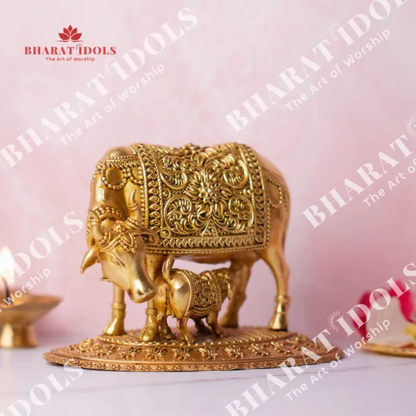 100%_Brass_Kamdhenu_Gaiyan_(Cow)_Idol