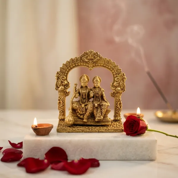 100%_Brass_Lakshmi_Aai_with_Hari_Swamy_Darbar