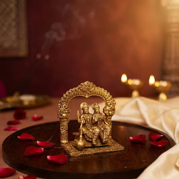 100%_Brass_Lakshmi_Aai_with_Hari_Swamy_Darbar