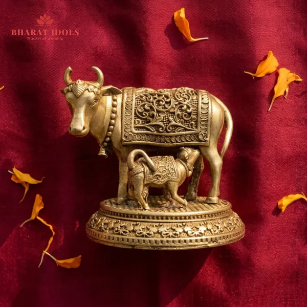 Divya_Kamadhenu_Cow/Gaiyan