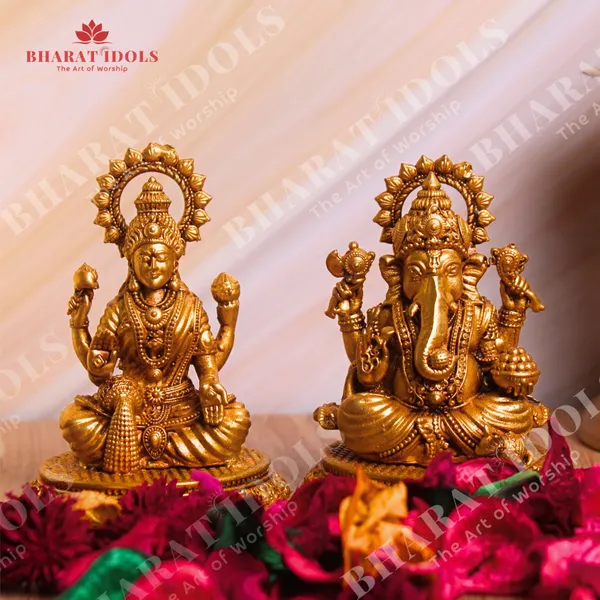 100%_Brass_Dagdusheth_Ganpati_with_Vijaya_Lakshmi