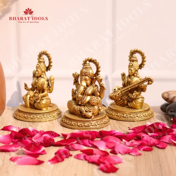 100%_Brass_Dagdusheth_Ganpati,_Vijaya_Lakshmi,_Sharda_Saraswati_Trio