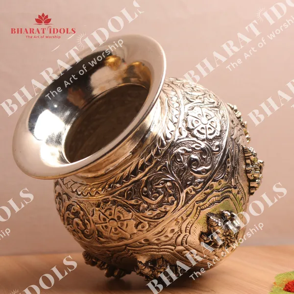 100%_Brass_Silver_Plated_Ashta_Lakshmi_Avatar_Kalash_Idol